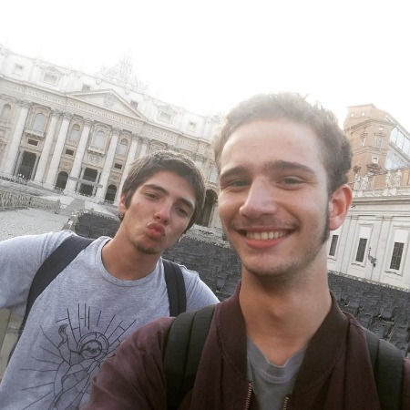 Tobia De Angelis with his friend.